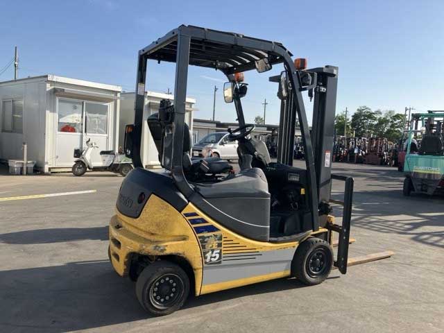 Hình ảnh xe nâng điện Komatsu FE15-1 tại Nhật Bản