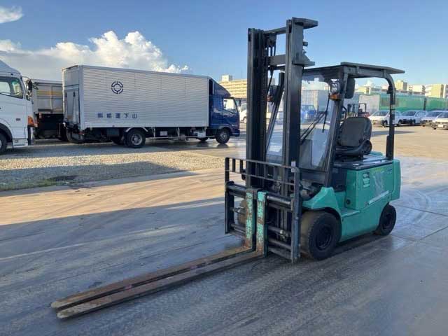 Hình ảnh thực tế xe nâng điện 2.5 tấn Nichiyu tại nhật